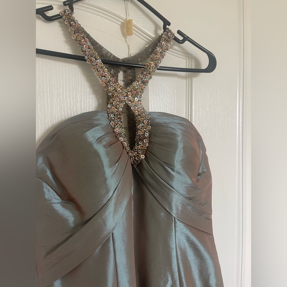 Absolutely stunning! - Picture 3 of 12